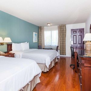 Queen Room Two Queen Beds Mobility Access or Non-Smoking